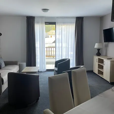 A Gourette, 6 Pers, Piscine, Animaux Admis - Fr-1-860-25 Lejlighed *