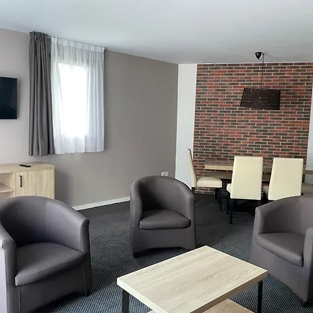 A Gourette, 6 Pers, Piscine, Animaux Admis - Fr-1-860-25 Eaux-Bonnes